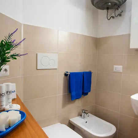 Casina Cato - Happy * Sanremo